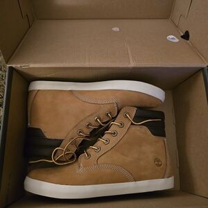 Timberland Men's Tan High-Top Sneakers
